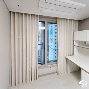 아이 취향 저격! 자수 패치 커튼